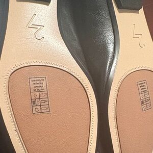 Leather flats size 39 new! Black super comfy but I don't really need them.